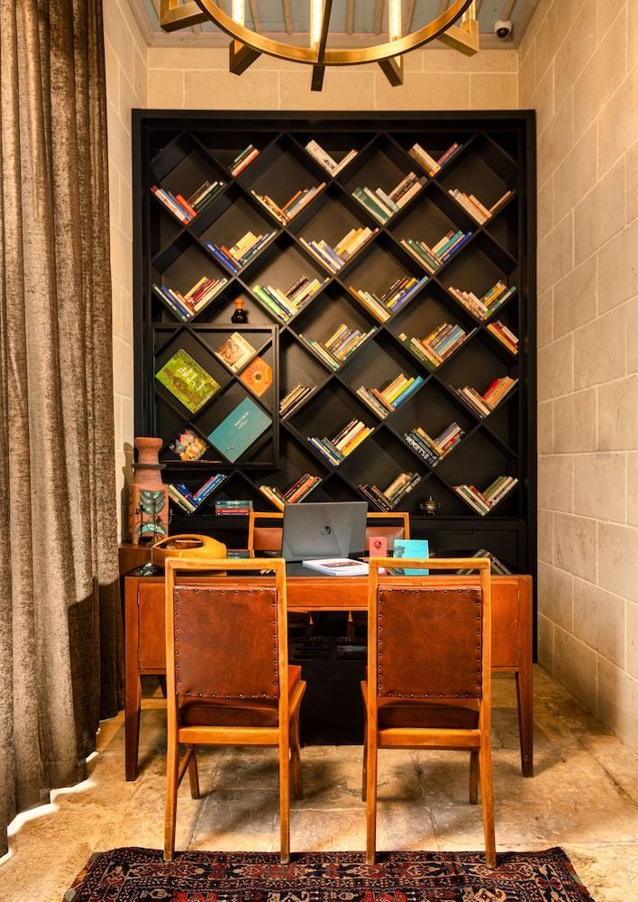 Brown Mamilla, a member of Brown Hotels 2
