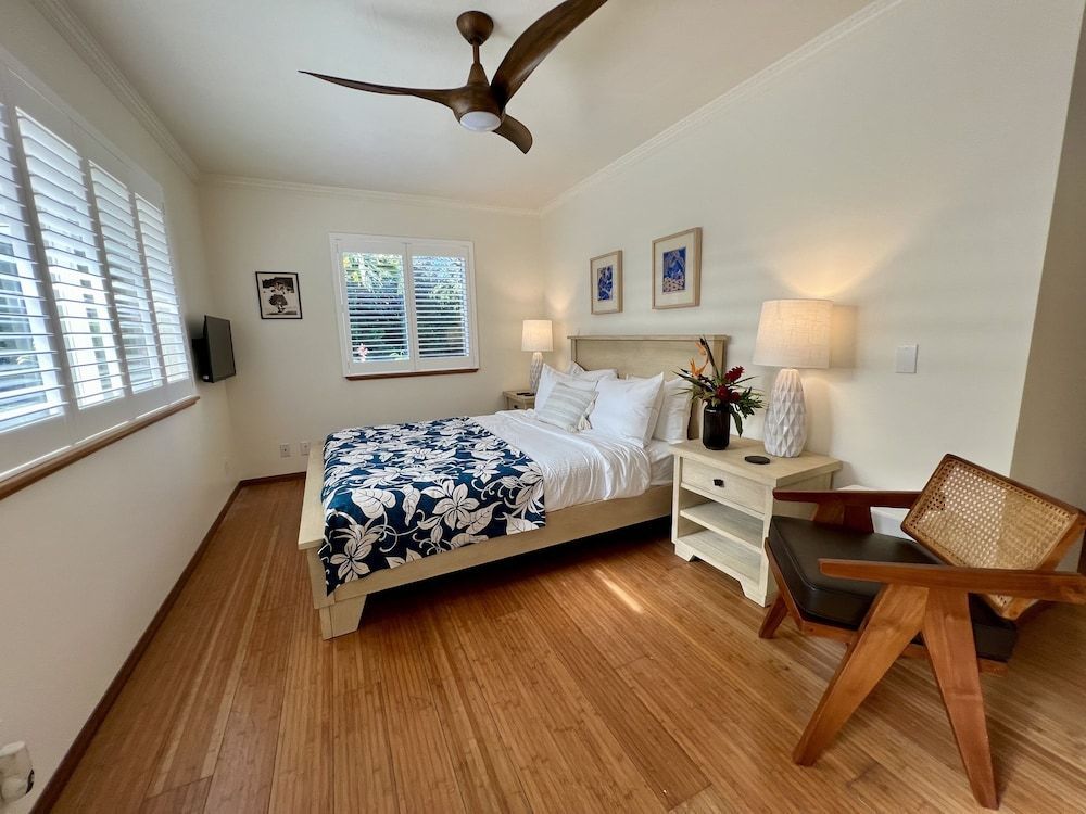 Mango Sunset Bed and Breakfast 2