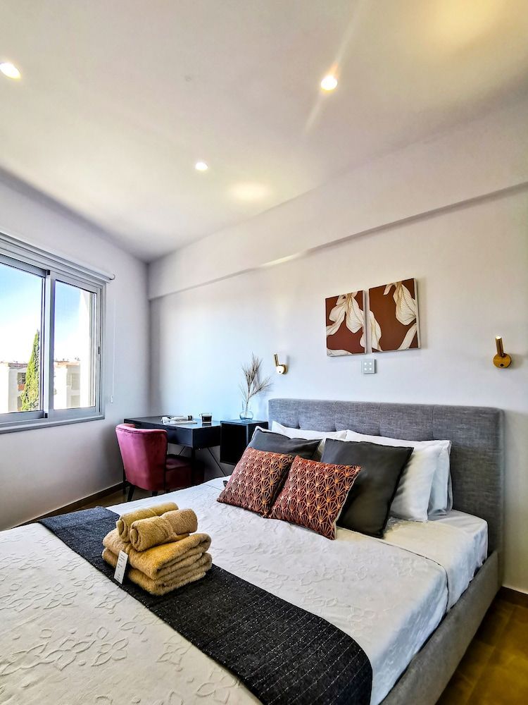Phaedrus Living Seaside Residence Lighthouse 70 2