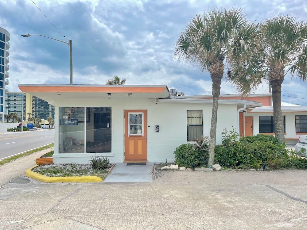 Coral Motel - Across from Public Beach Access 2