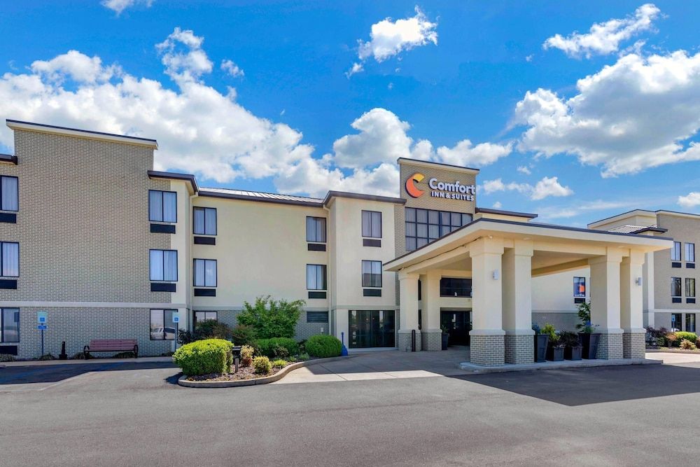 Comfort Inn & Suites Lincoln I-20 1