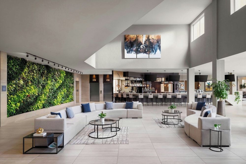The Westin Calgary Airport 1