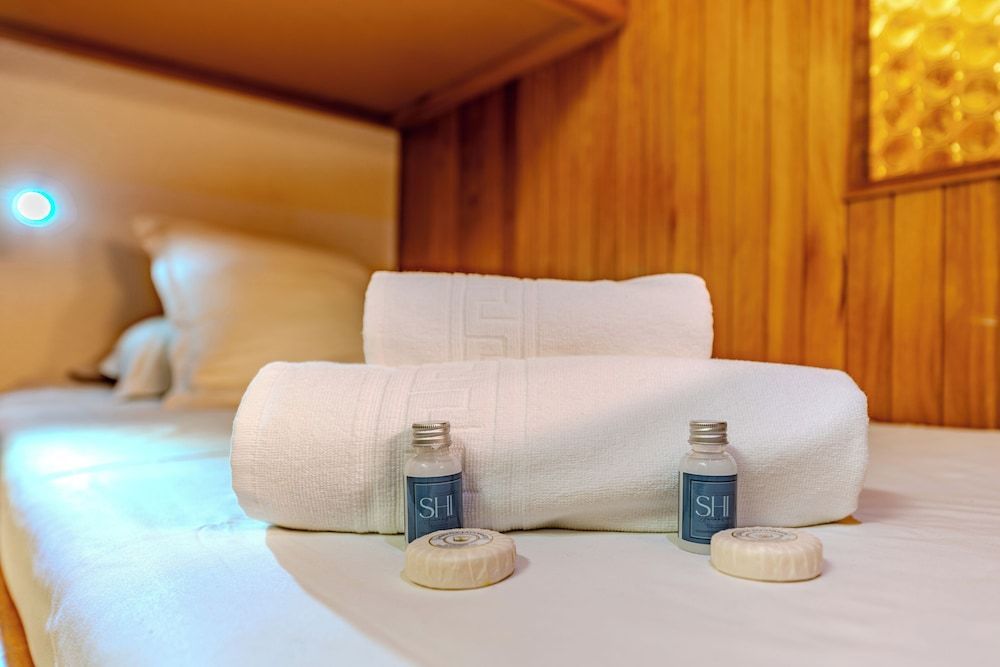 Club Hotel 1650 2
