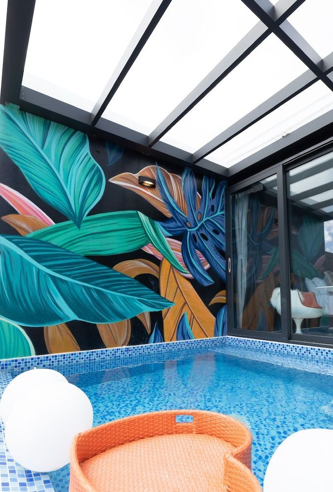 THE VIEW LUXE - Adults Only 2