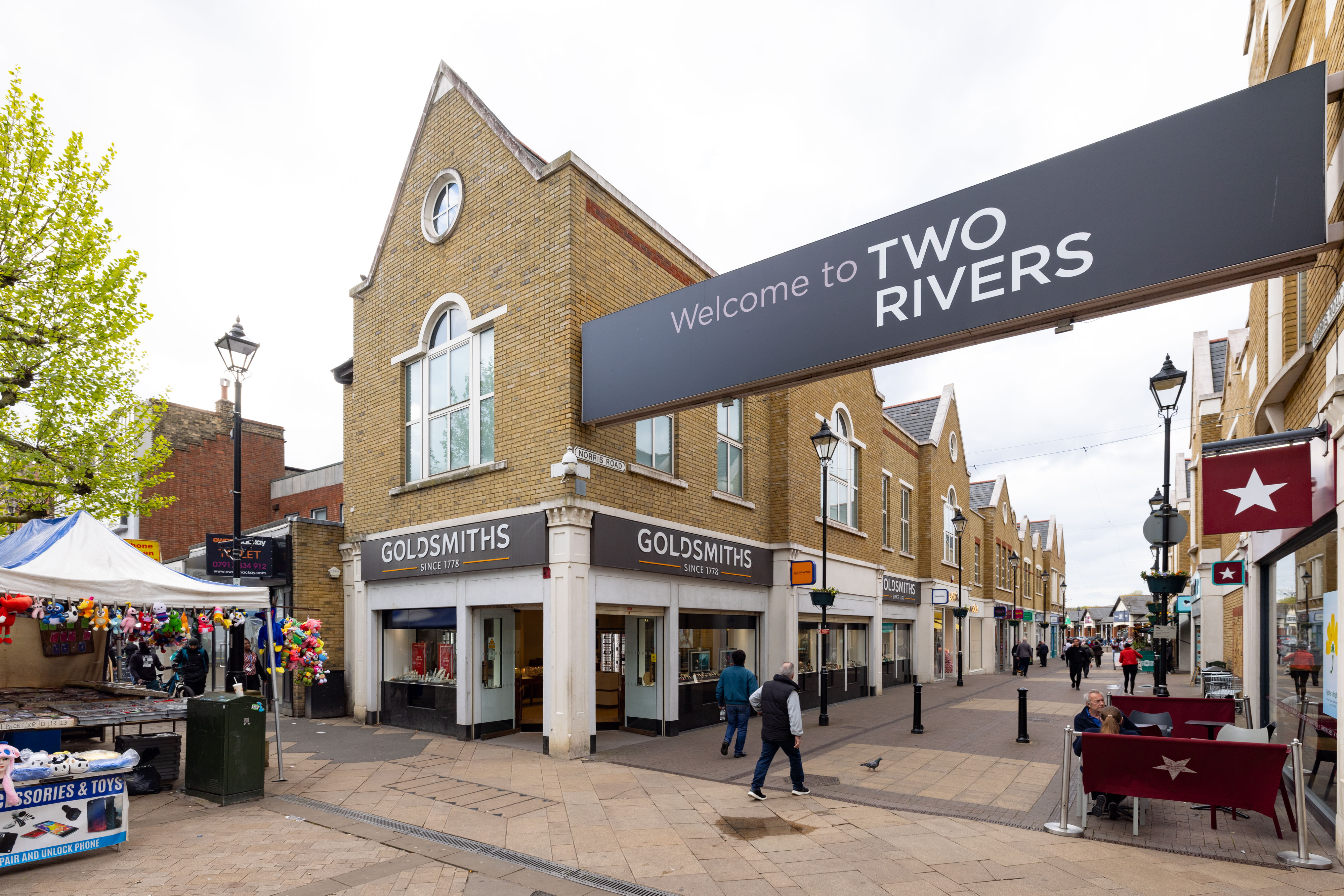Charles Hope Apartments - Staines City Centre 1