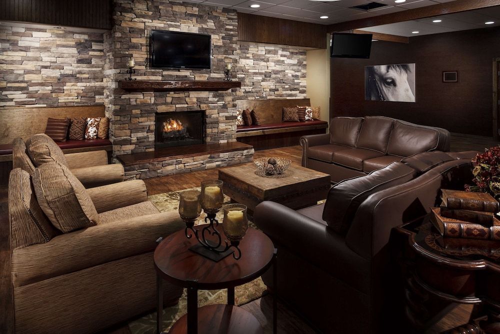 Roosevelt Grand Dakota, SureStay Collection by Best Western 2