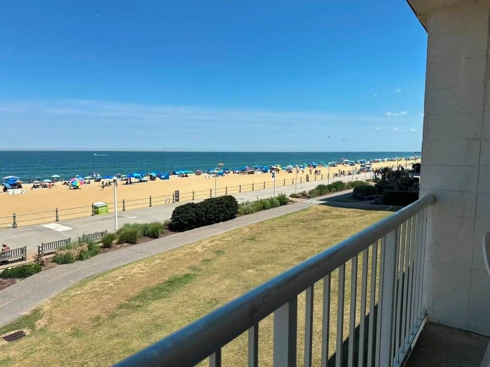 Hotel Ocean27 Oceanfront 1