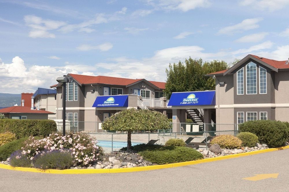 Days Inn by Wyndham Kelowna 1