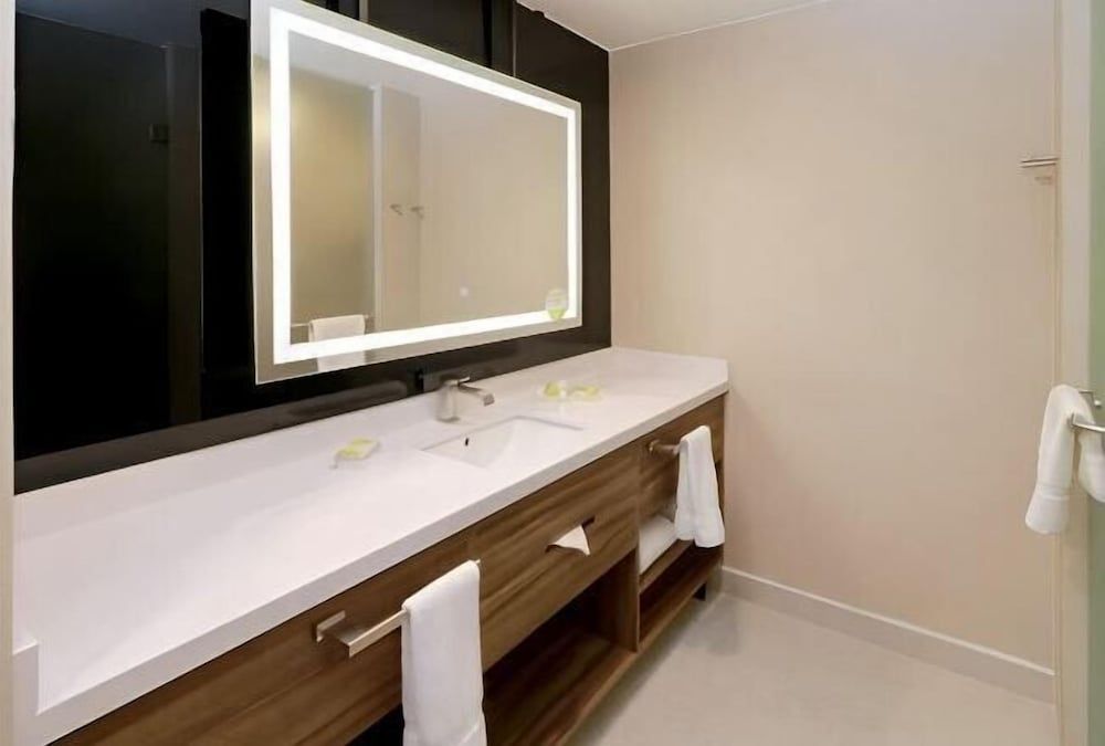 Holiday Inn & Suites MEXICO FELIPE ANGELES AIRPORT by IHG 2
