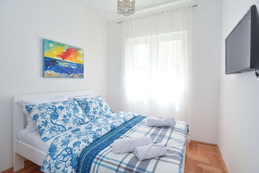Azure Apartments 2