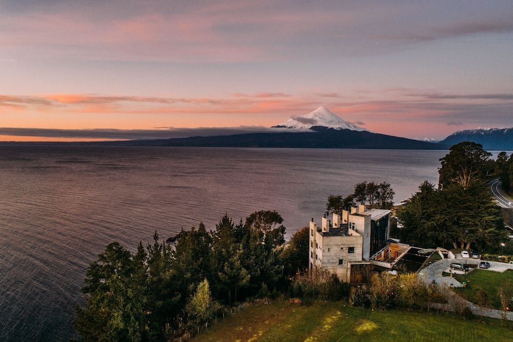 Hotel AWA Puerto Varas 1