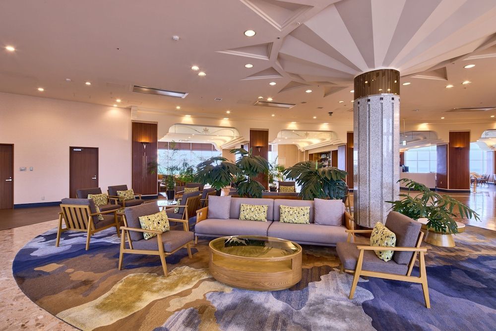 ANA Crowne Plaza Resort Okinawa Uruma Hills By IHG 2