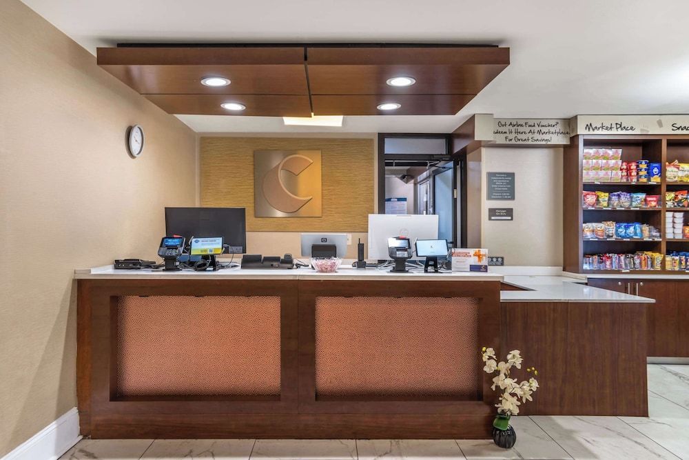 Comfort Inn Charlotte Airport Uptown 2