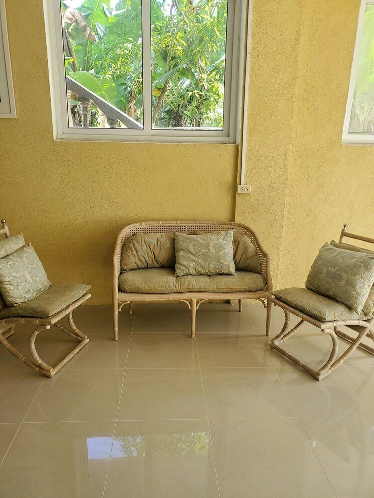 Comfy Guest Rooms 2