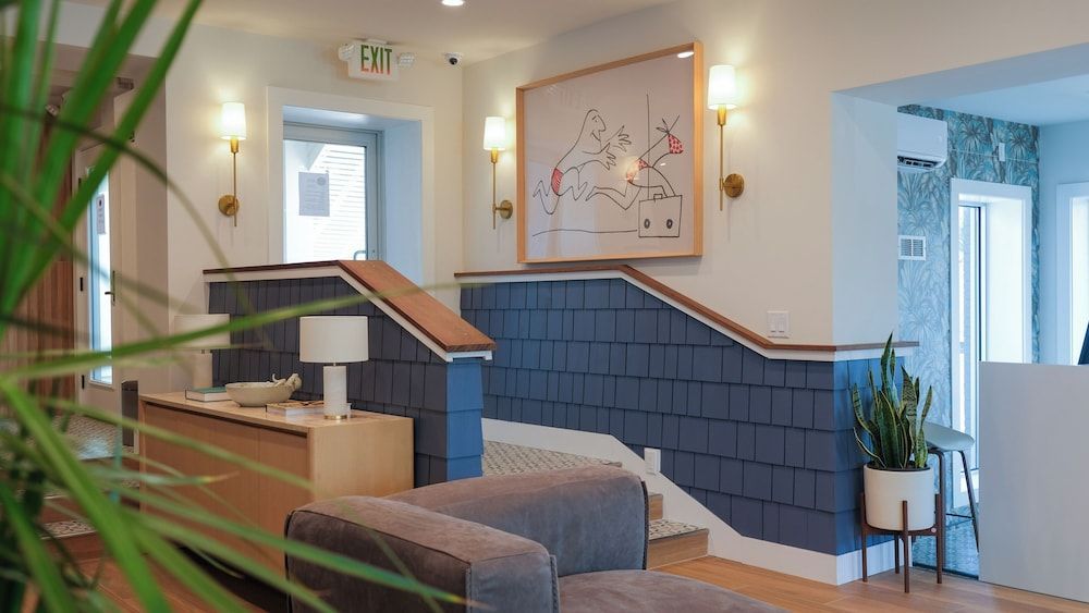 Oceaneer Hotel 2