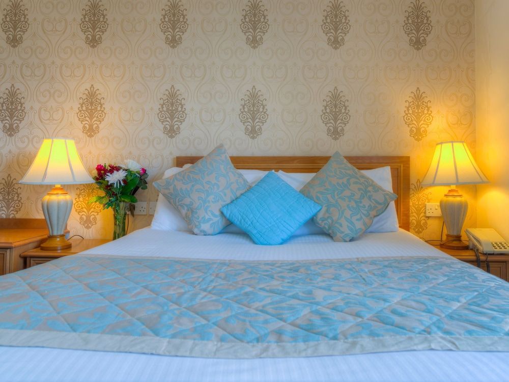Garner IHG Hotel Birmingham South East 2