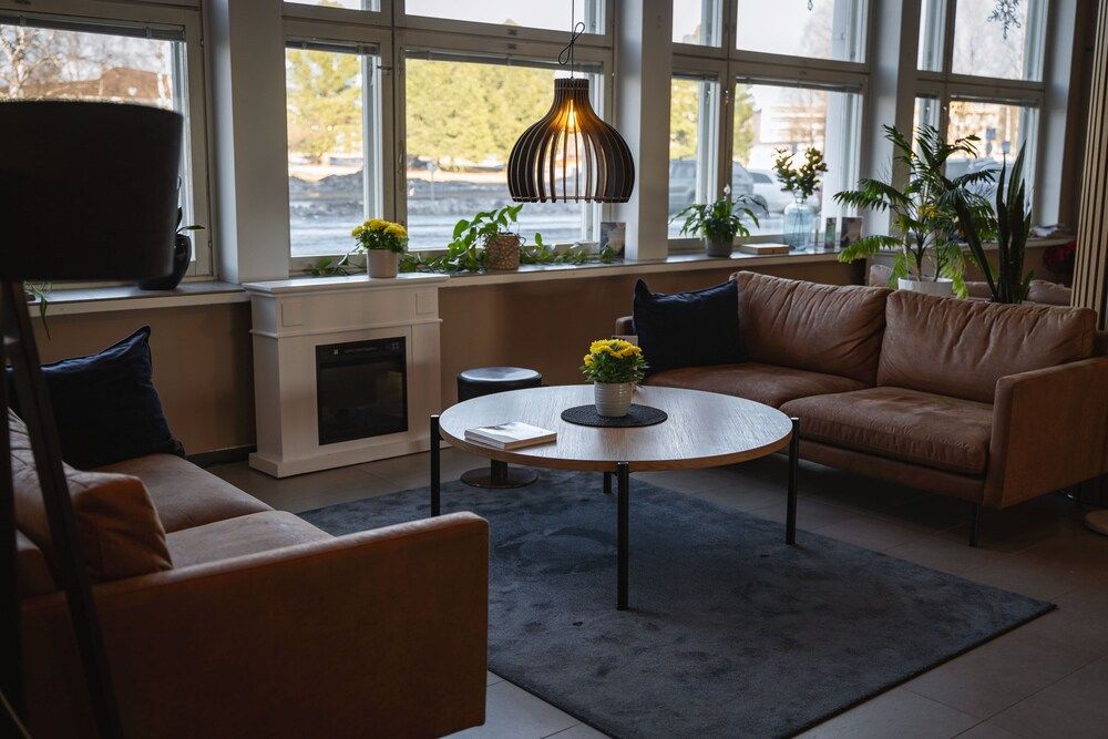 Postmaster Hotel 2
