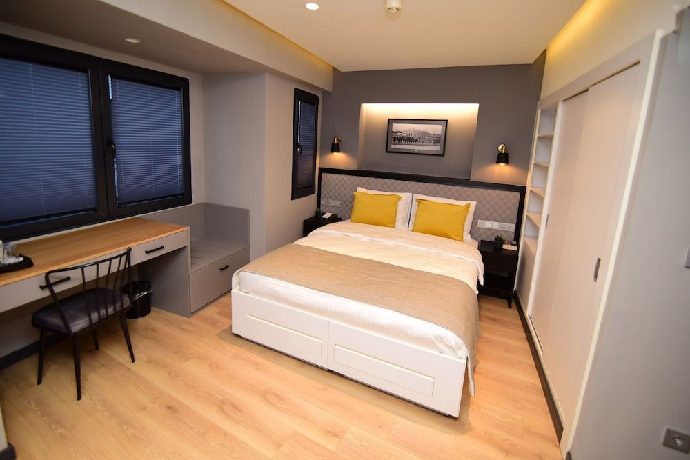 The Row Taksim Hotel 1