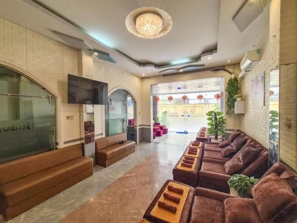 FOUR SEASONS HOTEL NHA TRANG 2