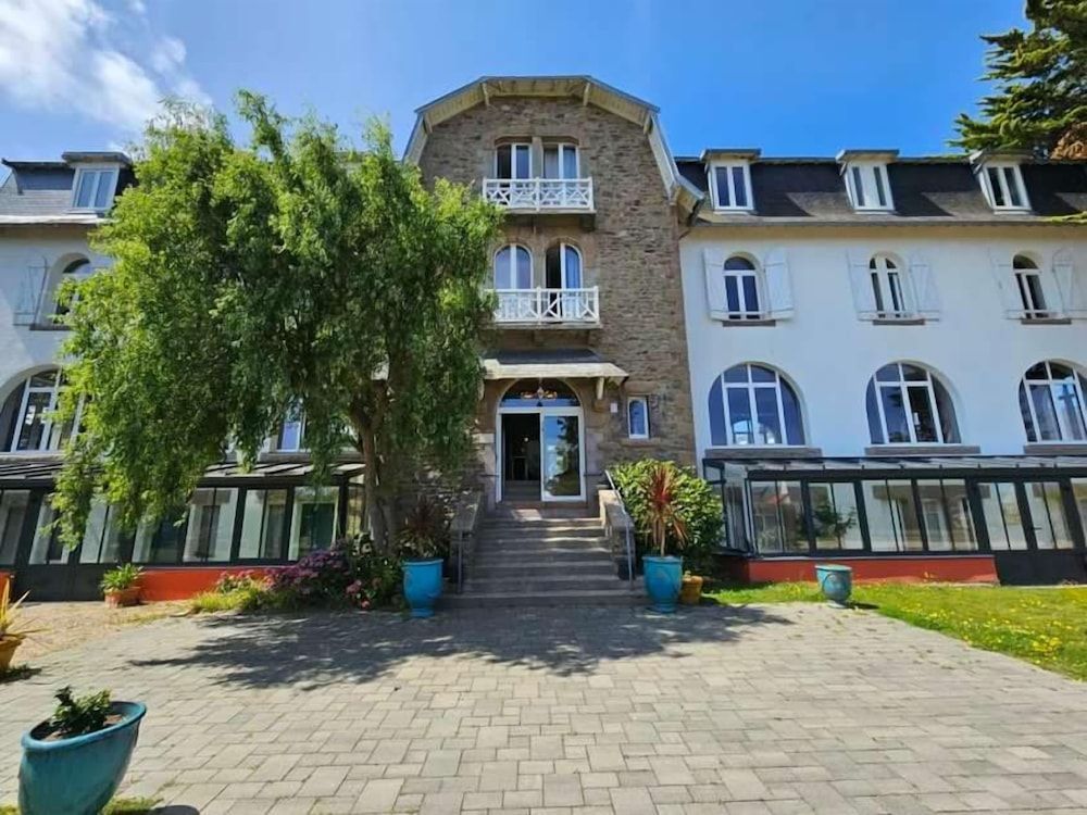 L'Escale Hôtel Bellevue 1