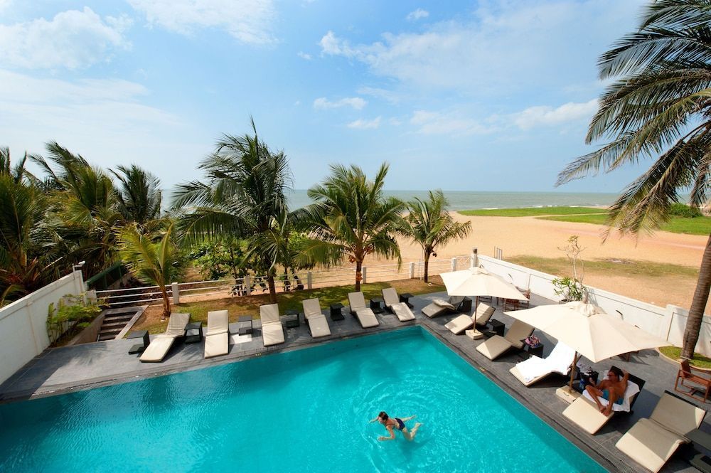 The Beach Apartments 1