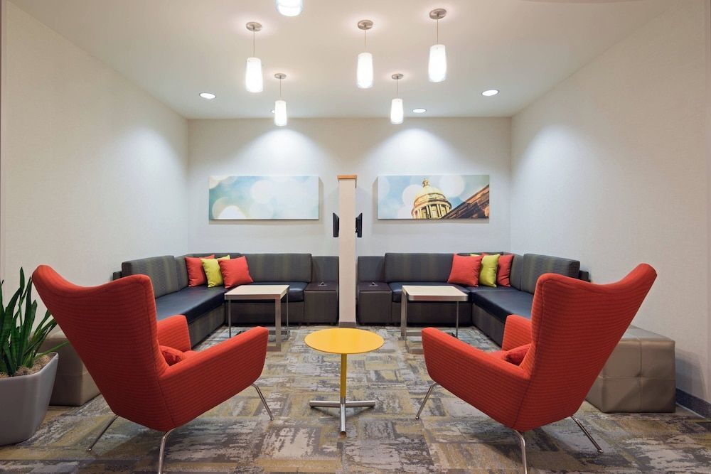 SpringHill Suites Louisville Downtown 2
