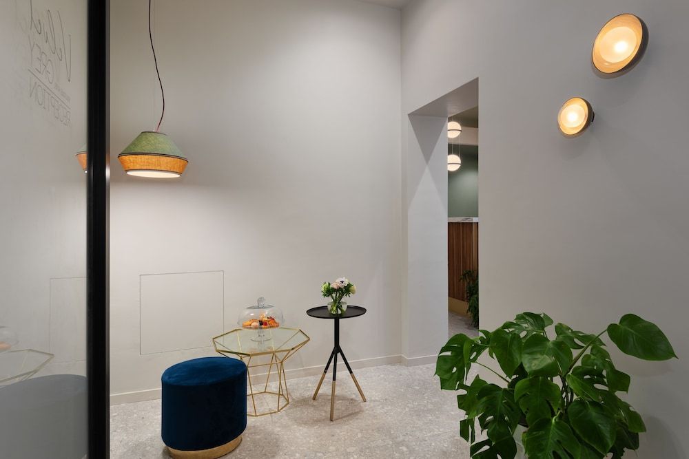 Velvet Grey Boutique Hotel 2