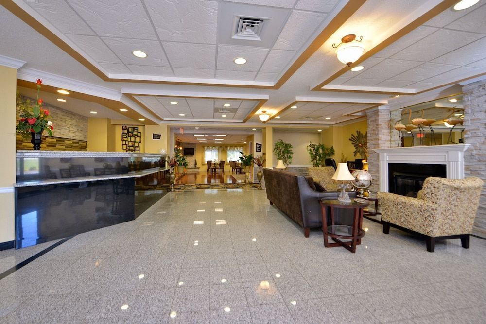 Best Western Plus New England Inn & Suites 2
