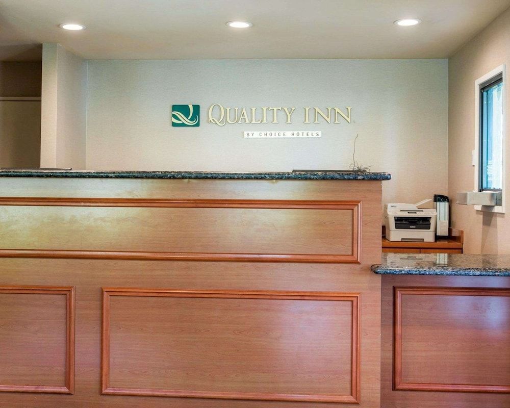 Quality Inn San Bernardino - Loma Linda 2