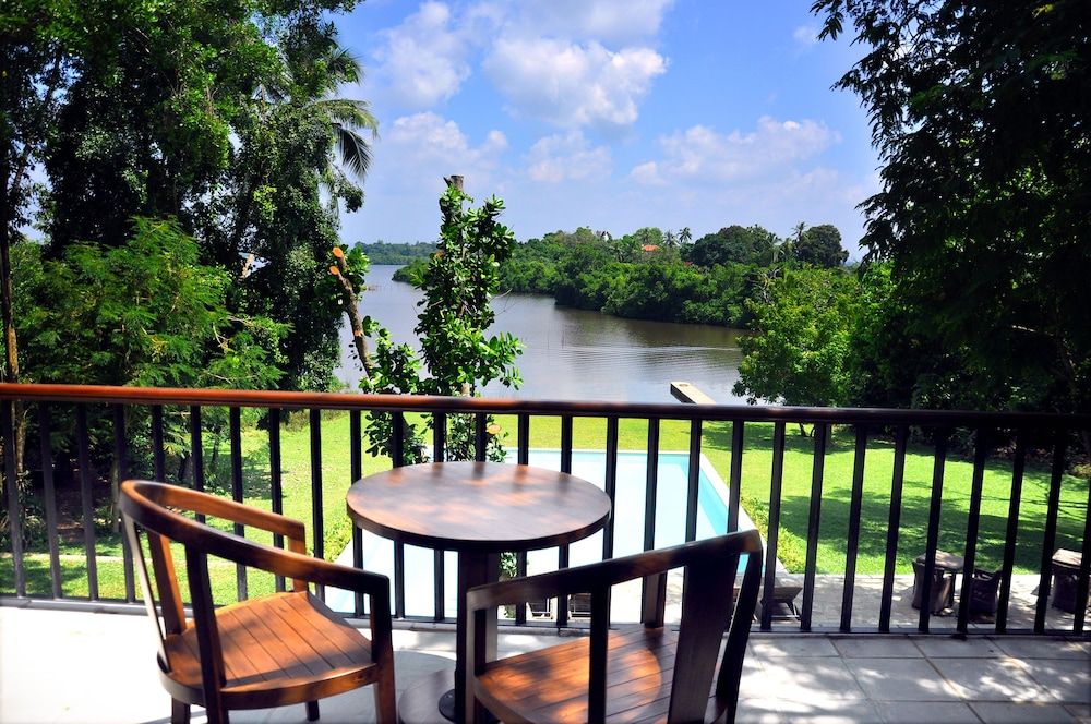 Roman Lake Ayurveda Boutique Resort 1