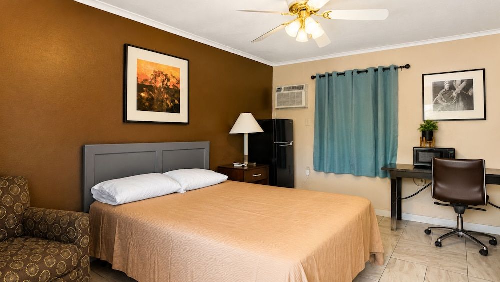 Copper Mountain Motel 1