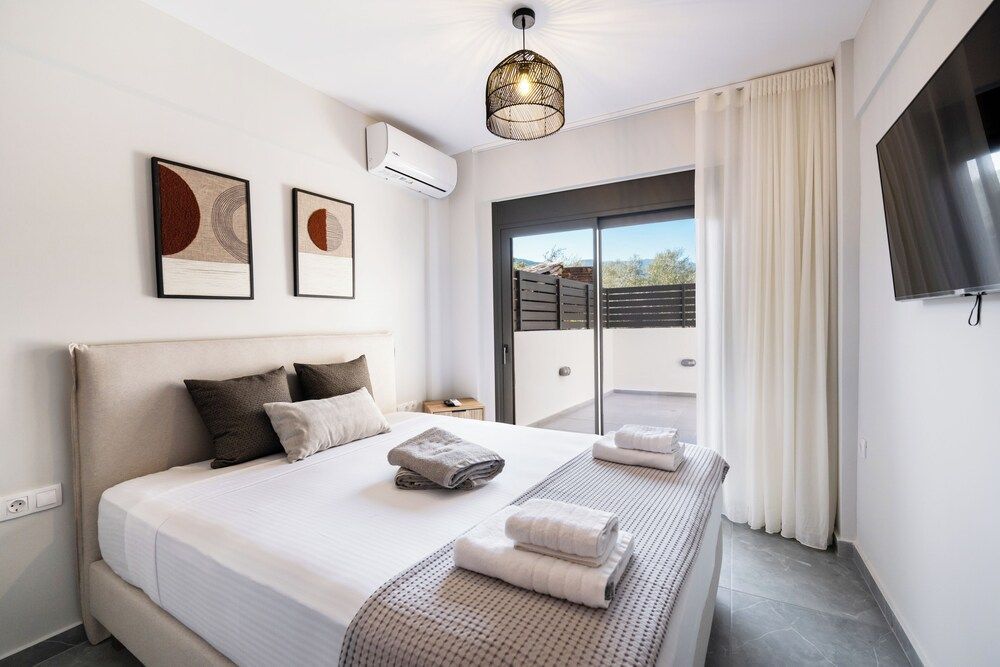 Aqua Bliss Beachfront Episkopos Lefkada 2