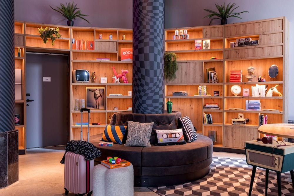 Moxy The Hague 2