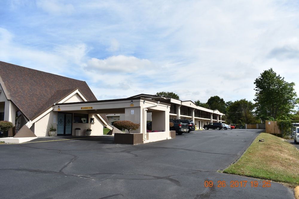 MHO Hotel Bordentown 1