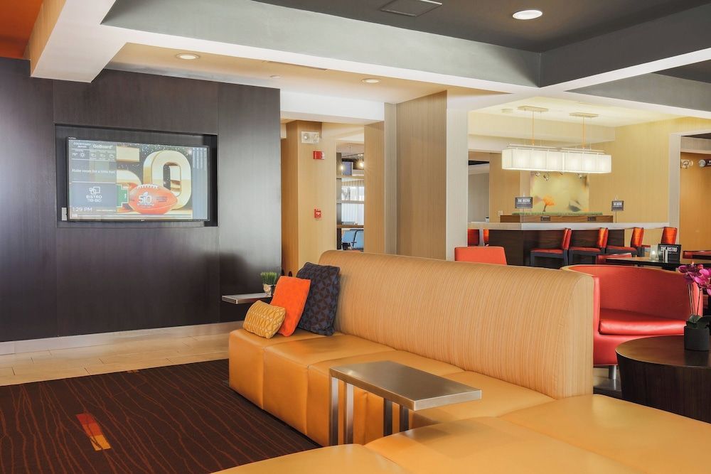 Courtyard by Marriott Flint Grand Blanc 2