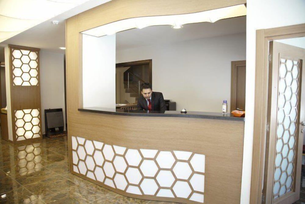 Adana Omur Otel 2