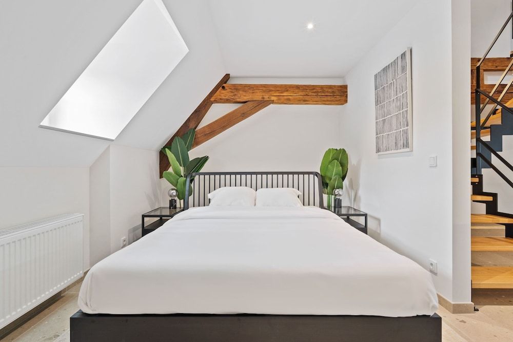 Escape to Clausen Stylish ApartmentID212 2