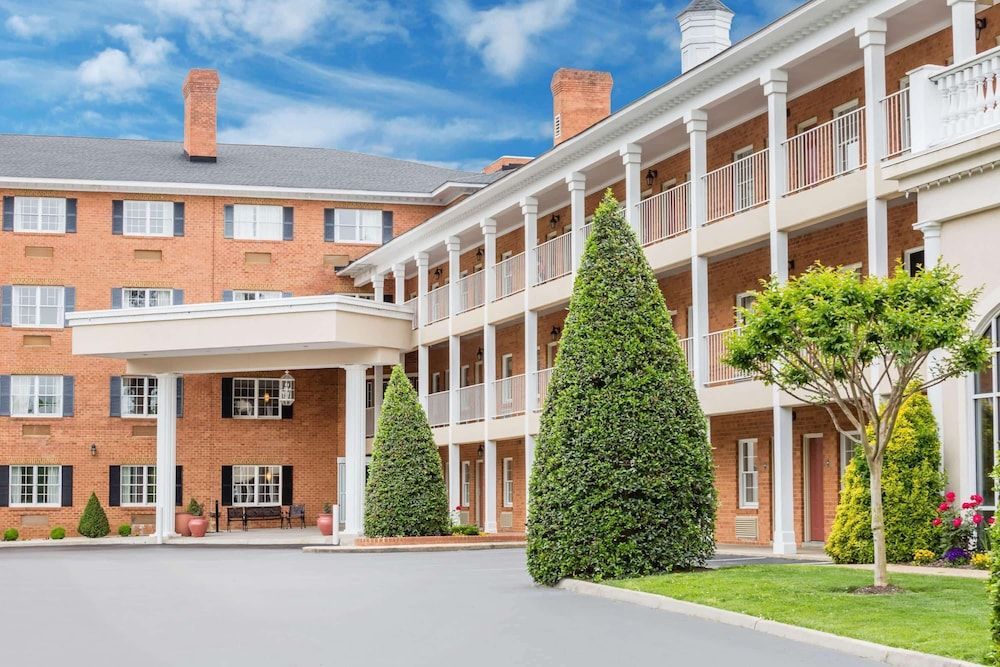 Days Inn by Wyndham Williamsburg Historic Area 1