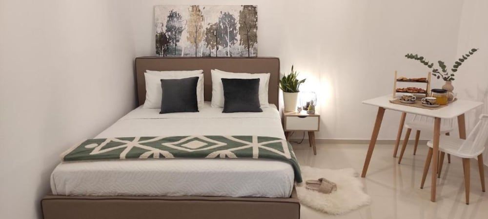 EZITH LUXURY APARTMENTS 1