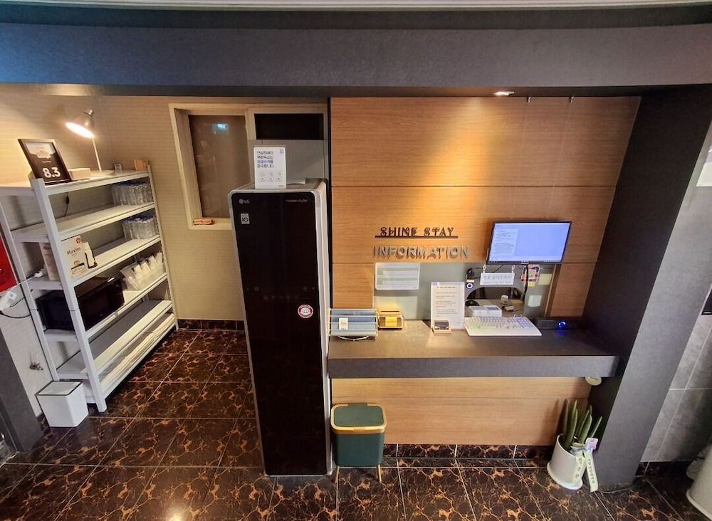 Shine Hotel 2