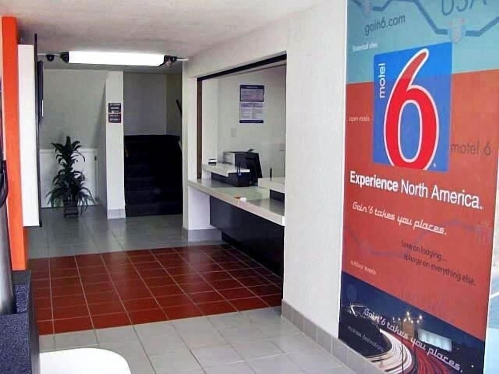 Motel 6-South Haven, KS 2