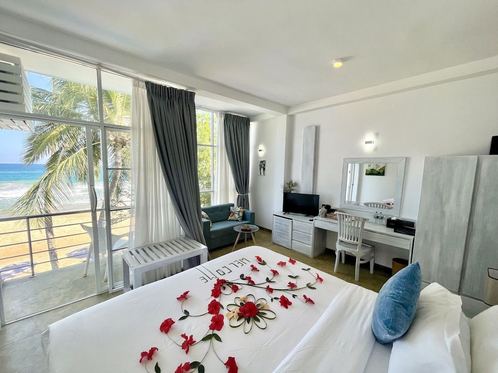 Smeralda Beach Hotel 2