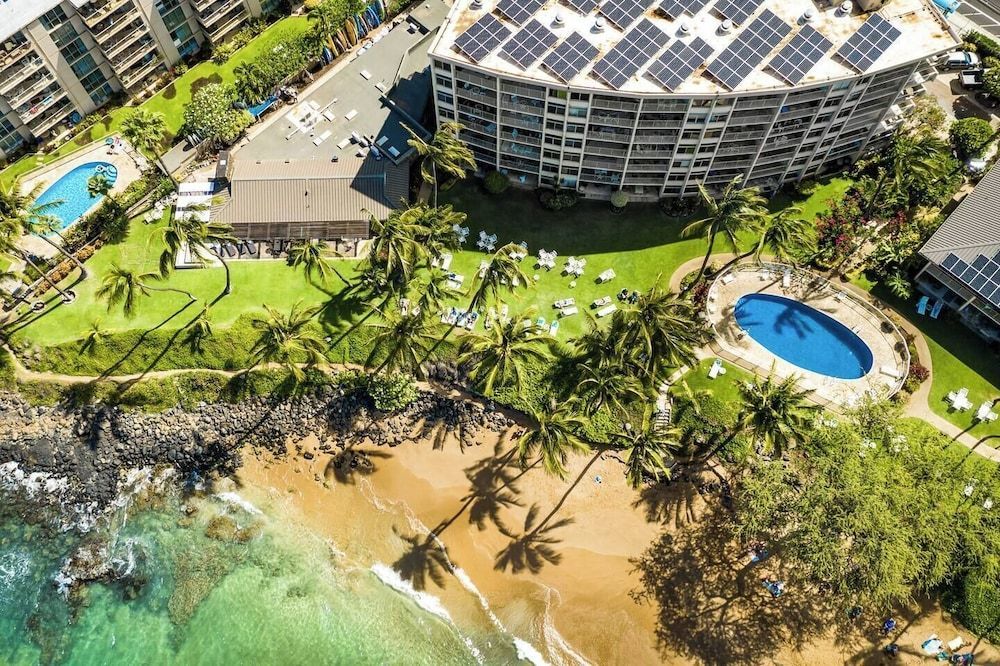 The Hale Pau Hana 1