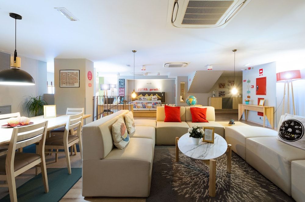 Yeah Barcelona Hostel 1