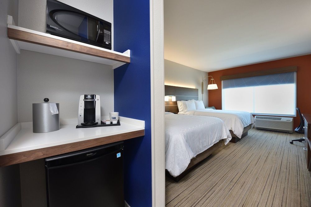 Holiday Inn Express & Suites SPRING - WOODLANDS AREA by IHG 2