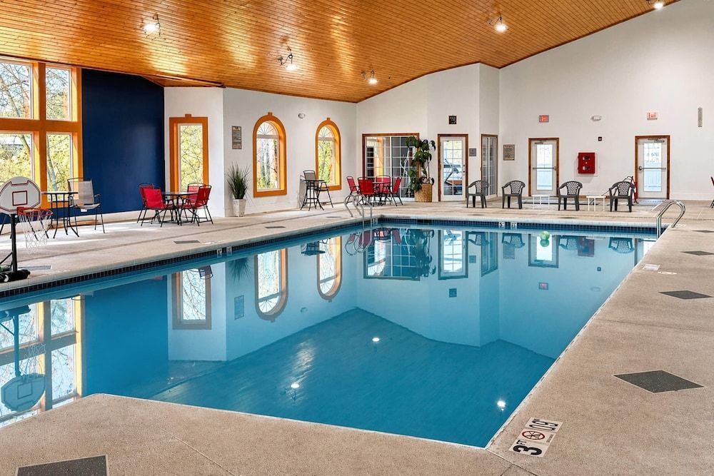 Comfort Suites Wisconsin Dells Area 1