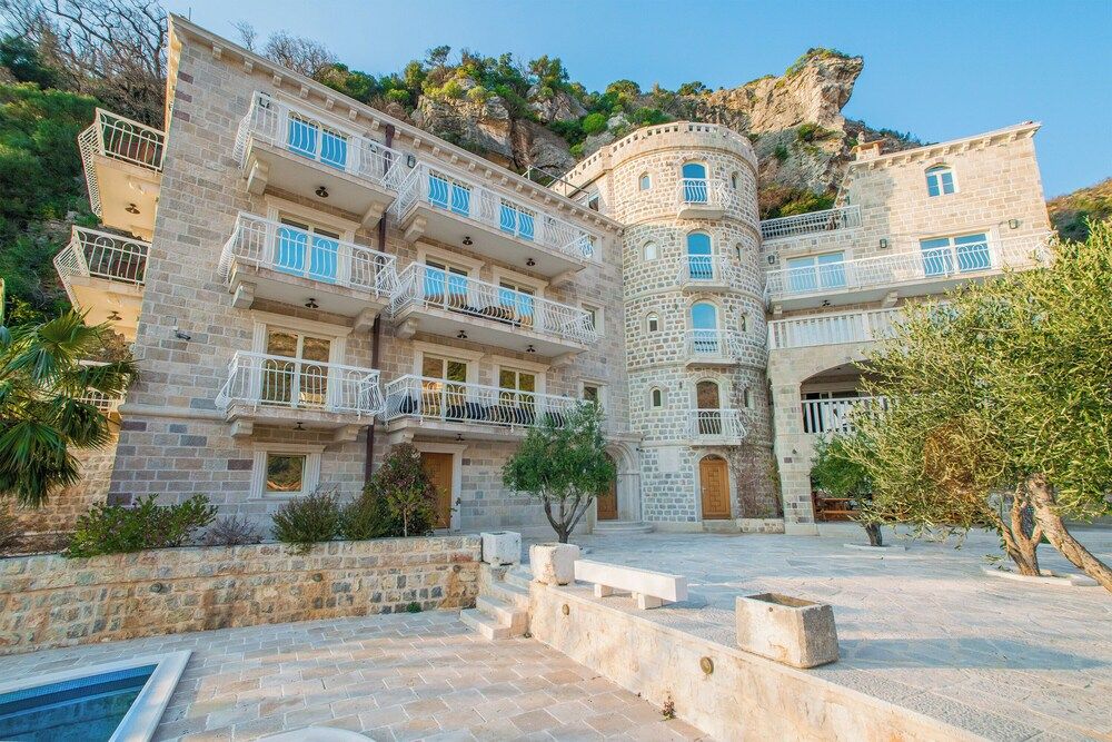 Apartments Pietra Mare 1