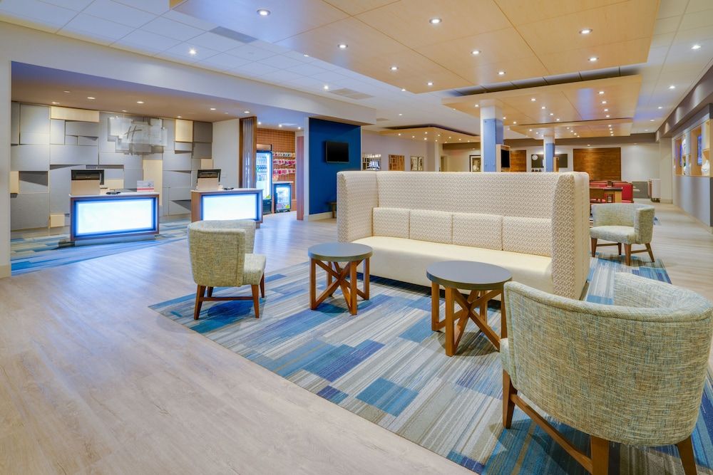Holiday Inn Express & Suites FT. WASHINGTON - PHILADELPHIA by IHG 2