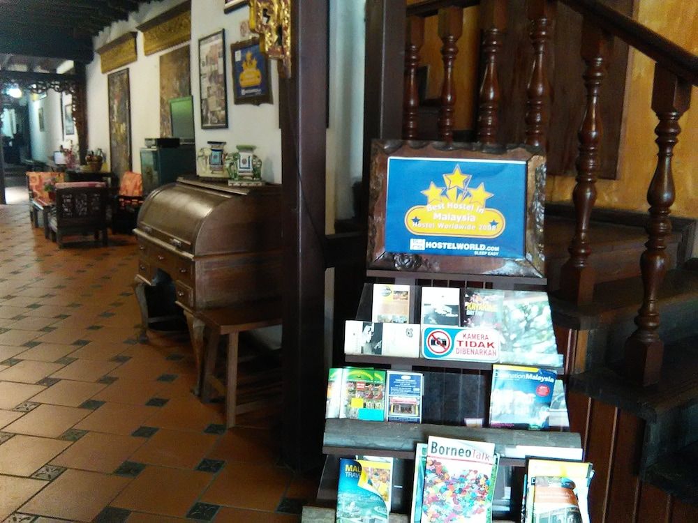 Kuching Waterfront Lodge 2