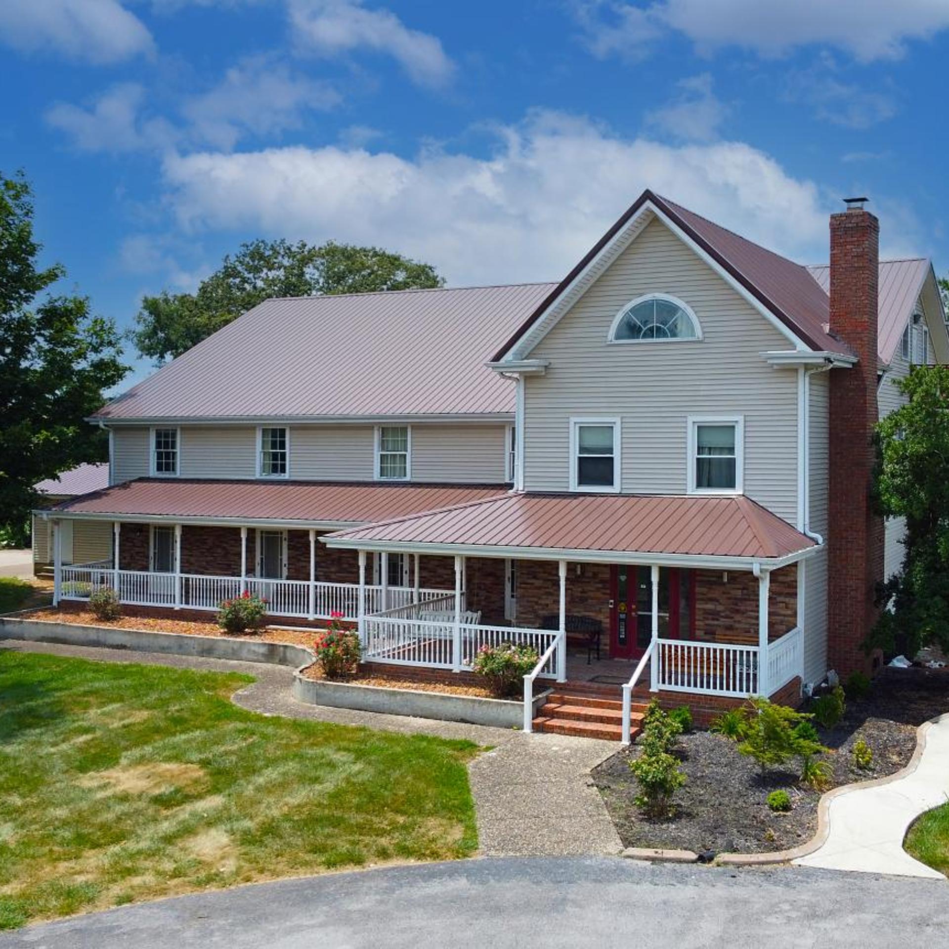 Four Seasons Country Inn 2